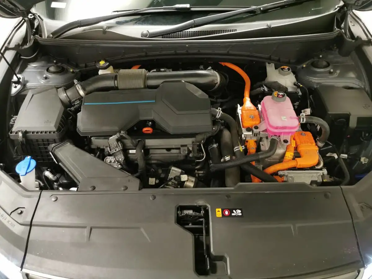 2022-hyundai-tucson-16-t-gdi-premium-230ps-hybrid-auto-big-40