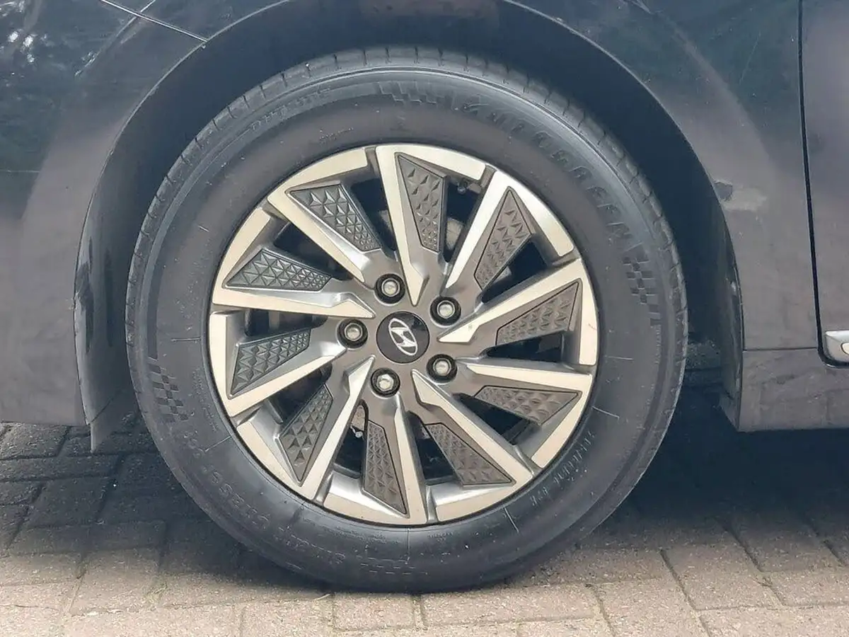 2020-hyundai-kona-e-premium-136ps-39kwh-big-28