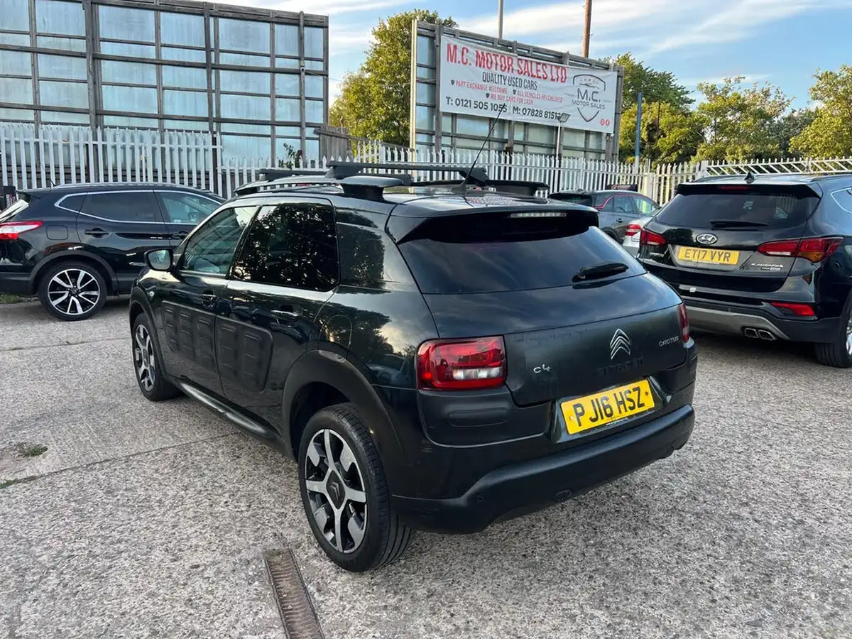 2016-citroen-c4-cactus-12-puretech-flair-110ps-ss-big-3