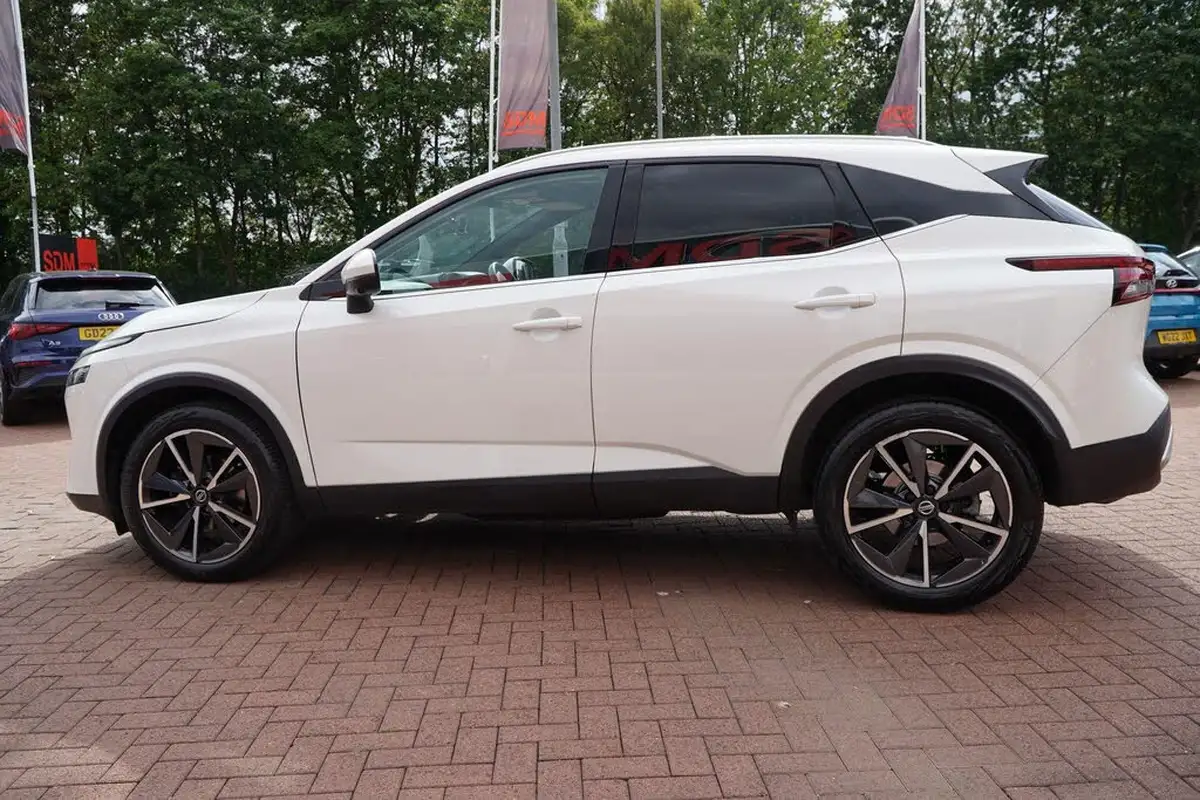 2022-nissan-qashqai-13-dig-t-tekna-140ps-mild-hybrid-big-10