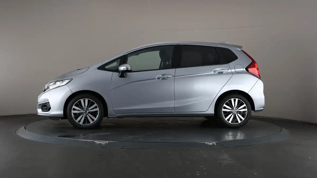 2020-honda-jazz-13-i-vtec-ex-navi-big-36