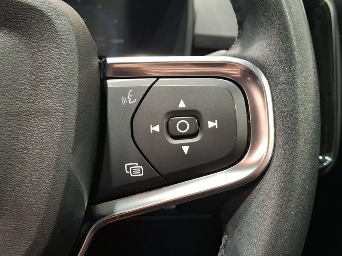 2023-volvo-c40-e-recharge-core-228bhp-big-17