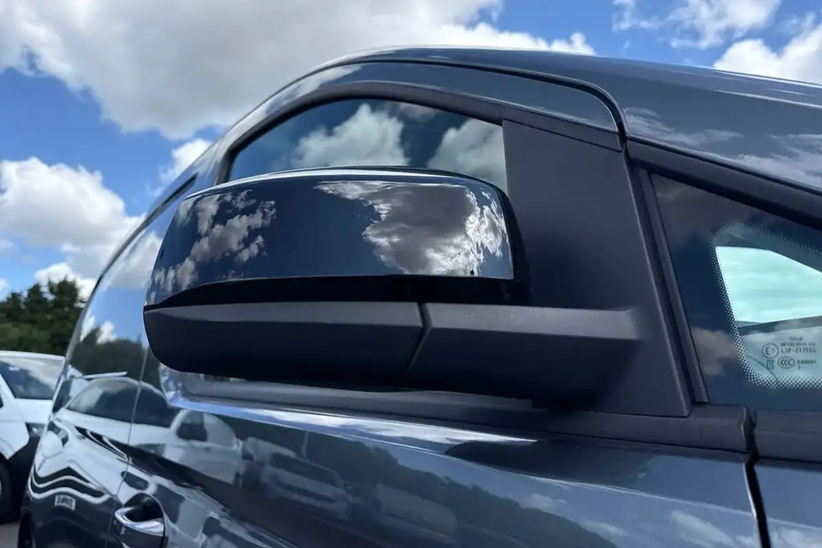2024-volkswagen-caddy-big-24