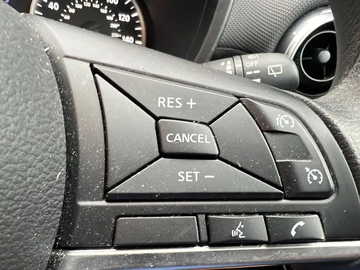 2021-nissan-juke-10-dig-t-acenta-big-8