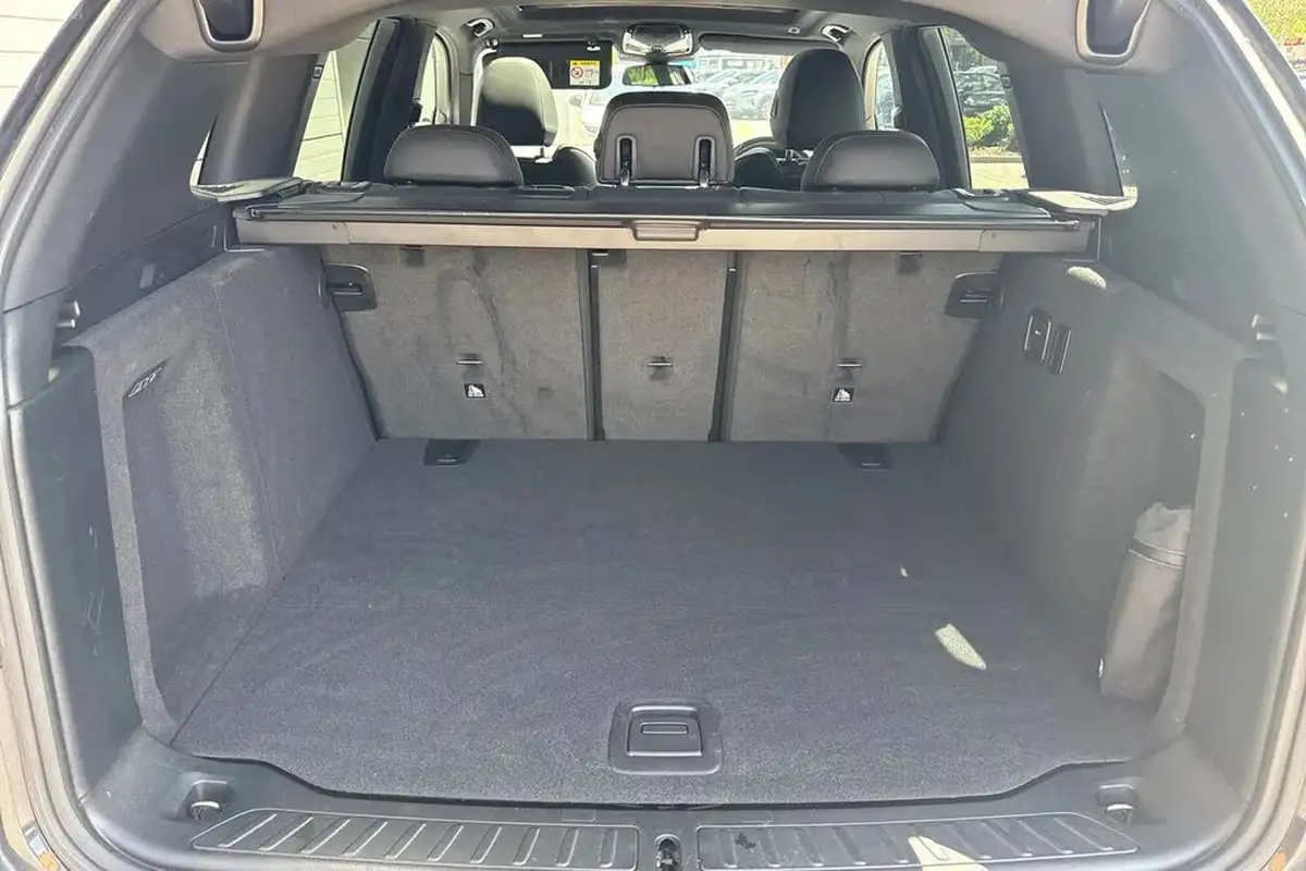 2022-bmw-x3-30-m40i-big-6