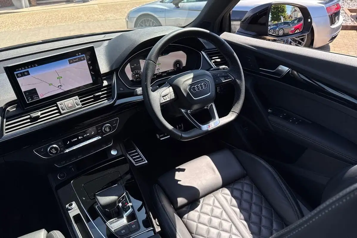 2022-audi-q5-20-45-tfsi-edition-1-sportback-big-37
