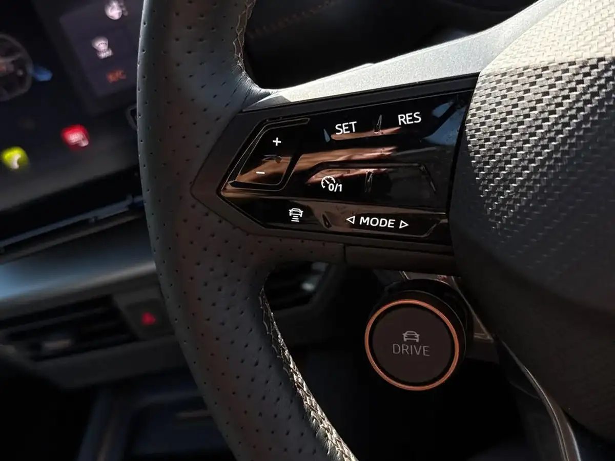 2024-cupra-born-e-v3-230ps-77kwh-e-boost-big-42