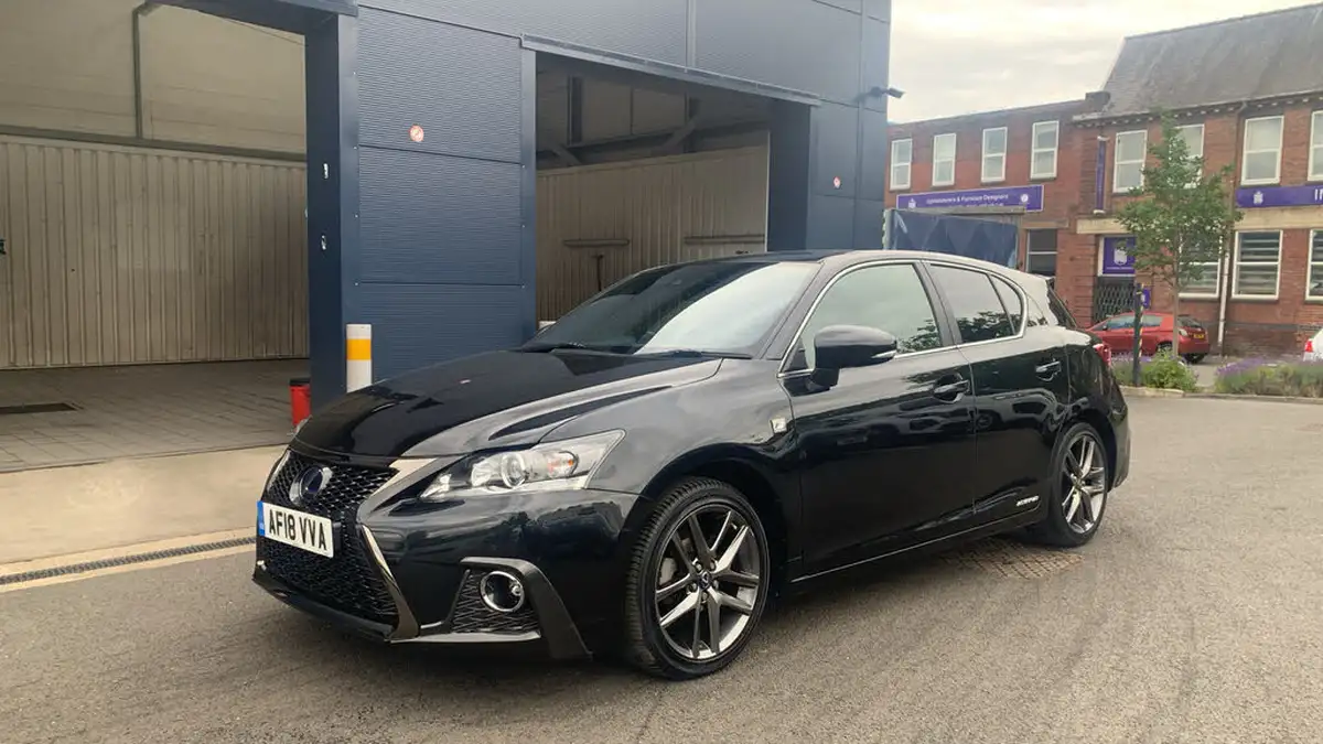 2018-lexus-ct-200h-18-covenience-pack-f-sport-leather-big-6