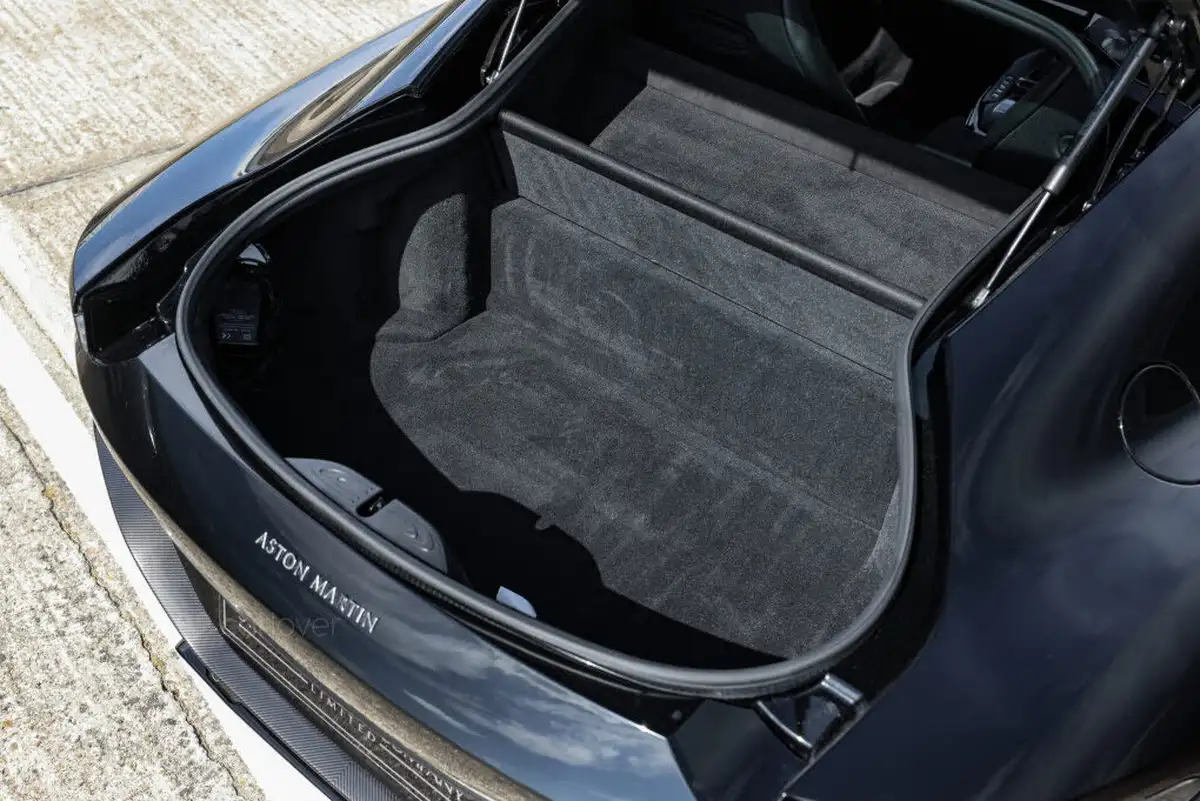 2021-aston-martin-vantage-40-v8-vantage-coupe-big-75