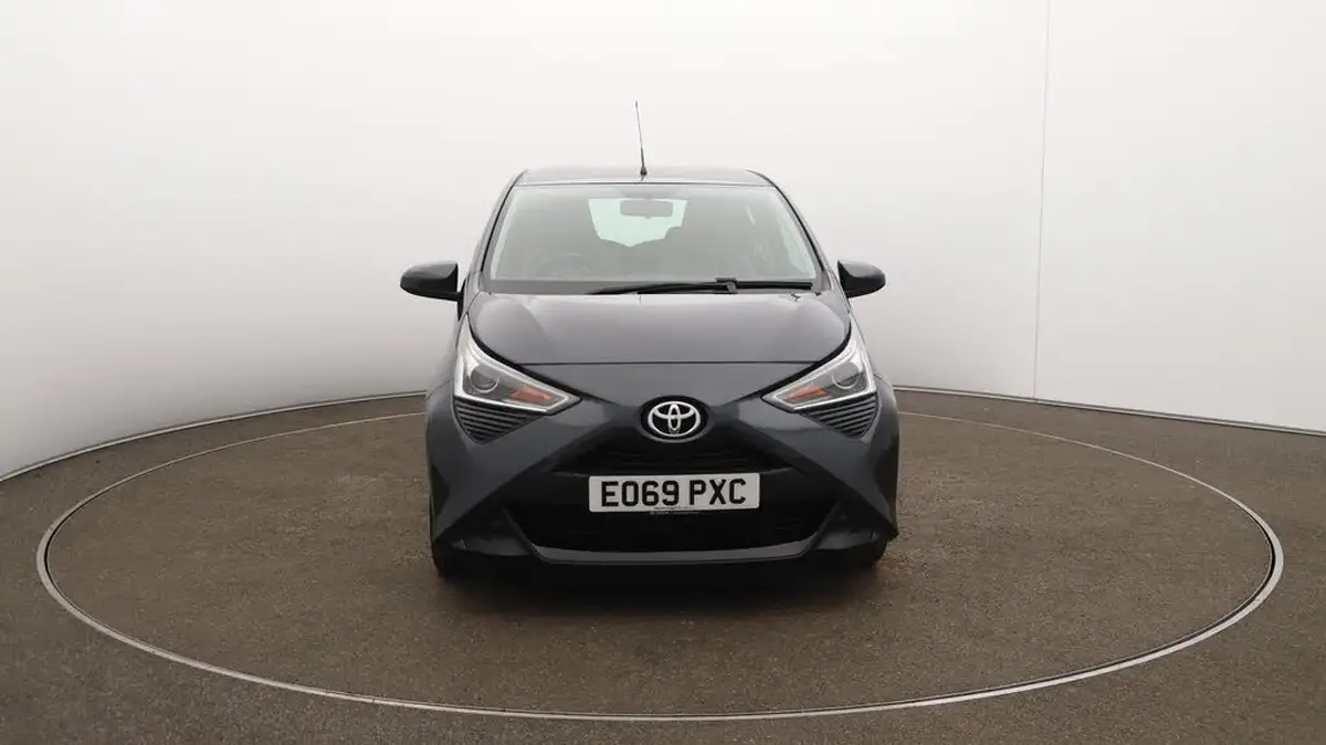 2019-toyota-aygo-10-vvt-i-x-play-tss-x-shift-big-39