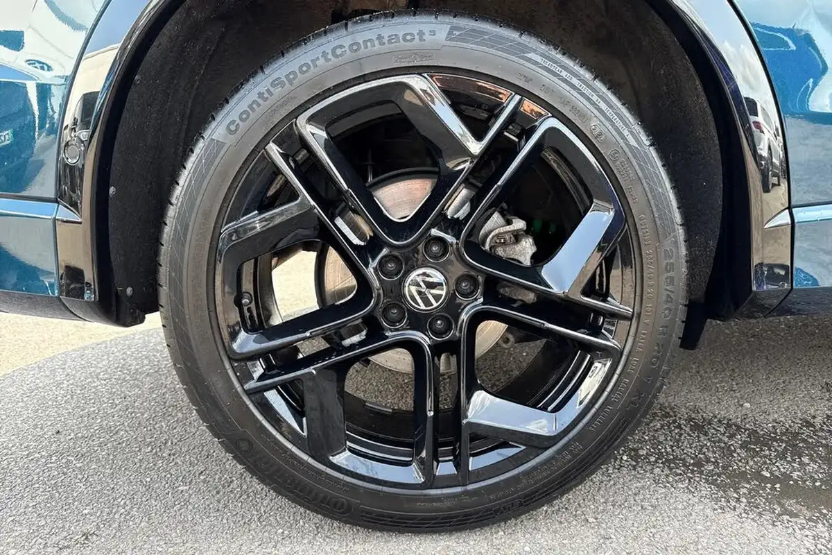 2024-volkswagen-tiguan-15-etsi-r-line-big-12