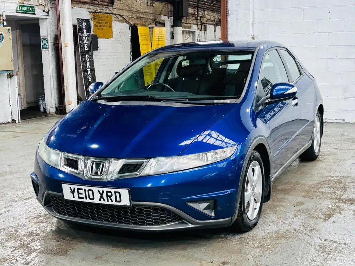 2010-honda-civic-18-se-i-vtec-auto-big-3