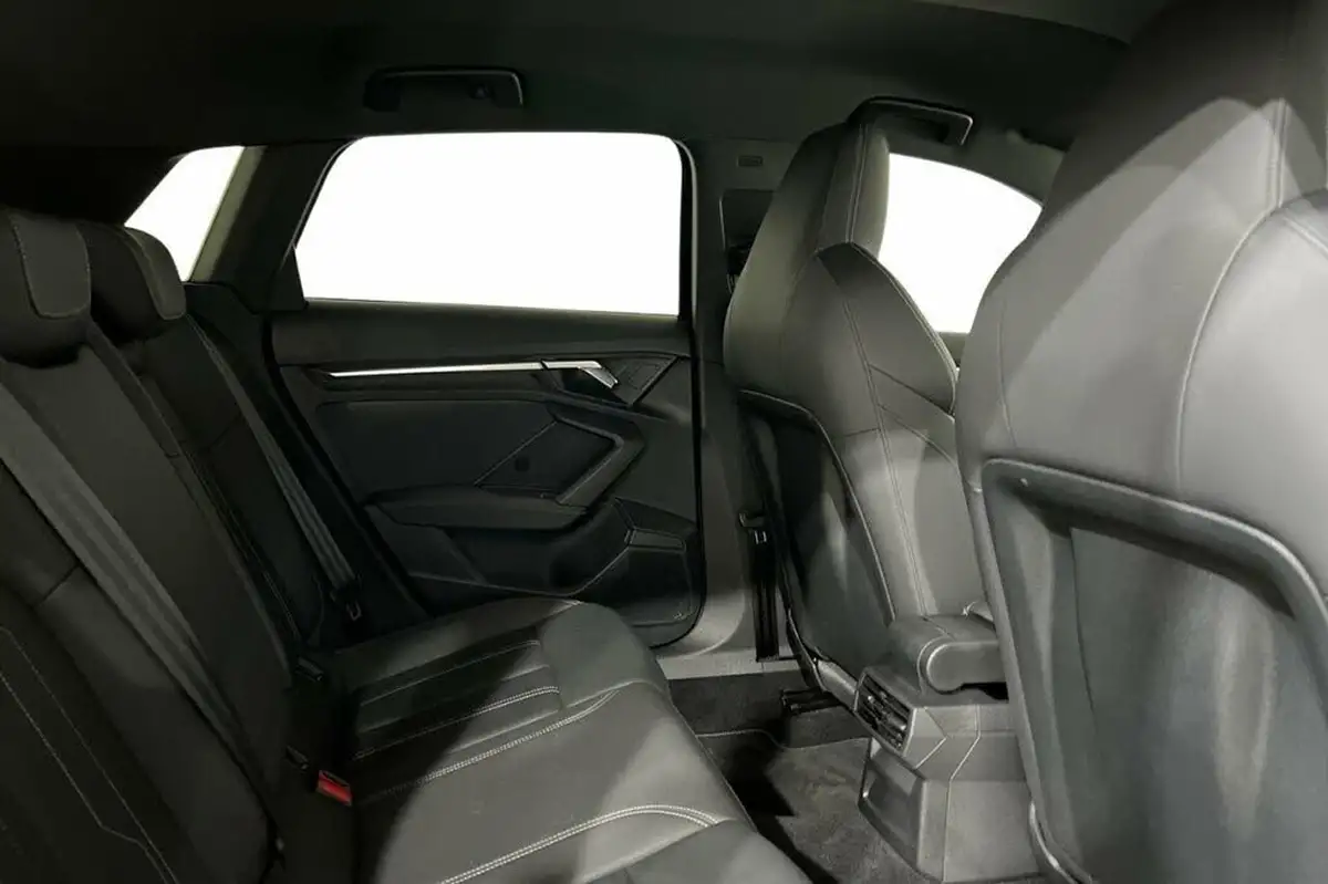 2022-audi-a3-14-40-tfsi-e-s-line-big-9
