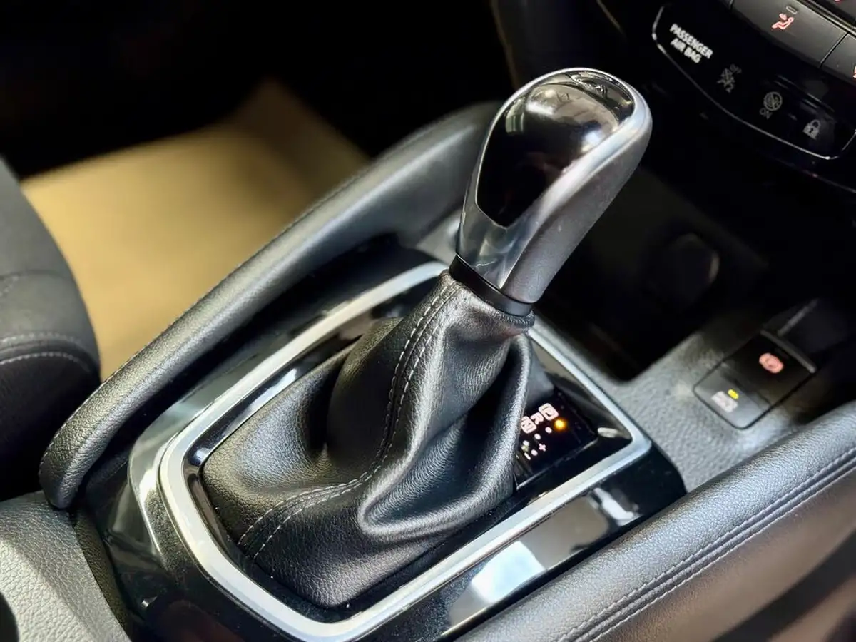 2020-nissan-qashqai-13-dig-t-acenta-premium-160ps-dct-big-24