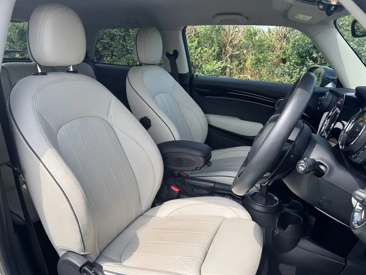 2019-mini-cooper-20-cooper-s-exclusive-189bhp-hatchback-3d-auto-big-7
