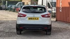 2014-nissan-qashqai-12-acenta-premium-small-4