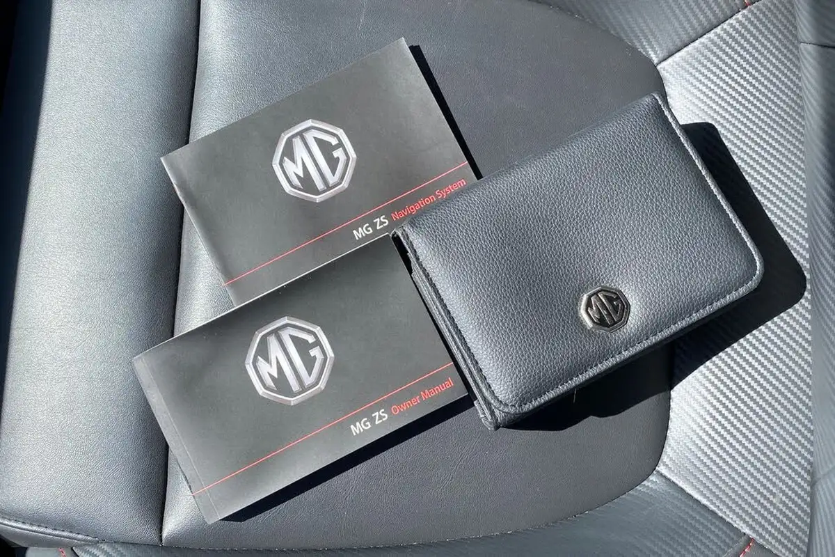 2023-mg-zs-suv-15-vti-tech-exclusive-big-17