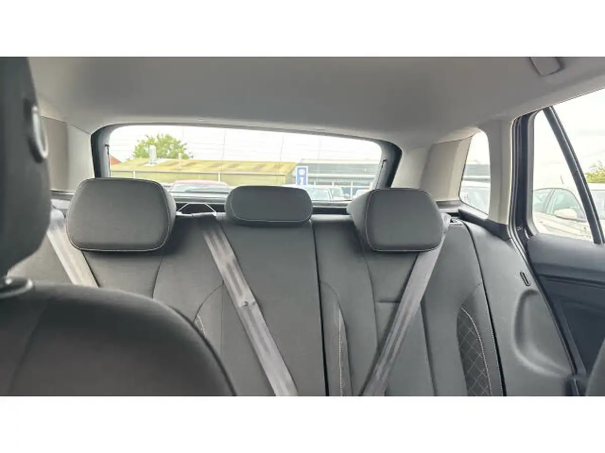2021-skoda-kamiq-10-tsi-se-109ps-big-14