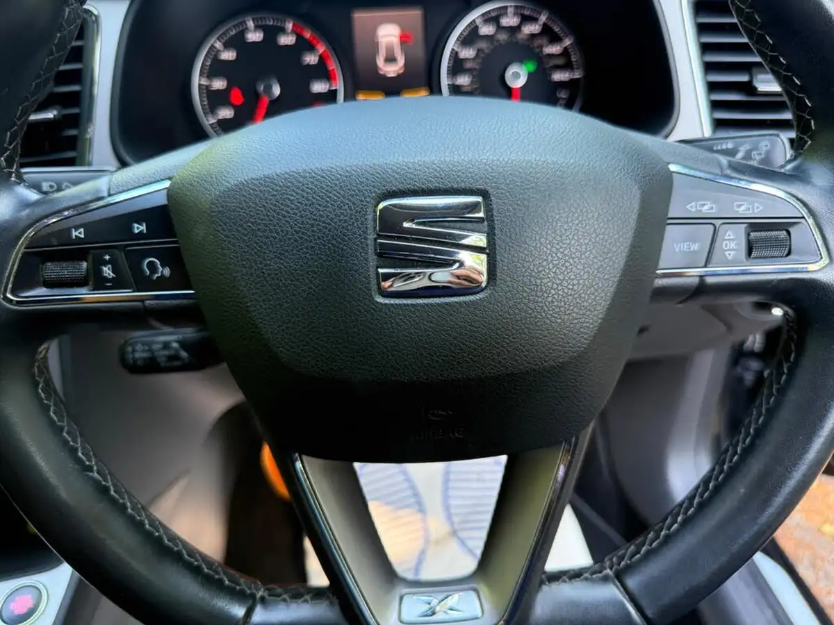2018-seat-leon-14-ecotsi-xcellence-technology-estate-dsg-big-53