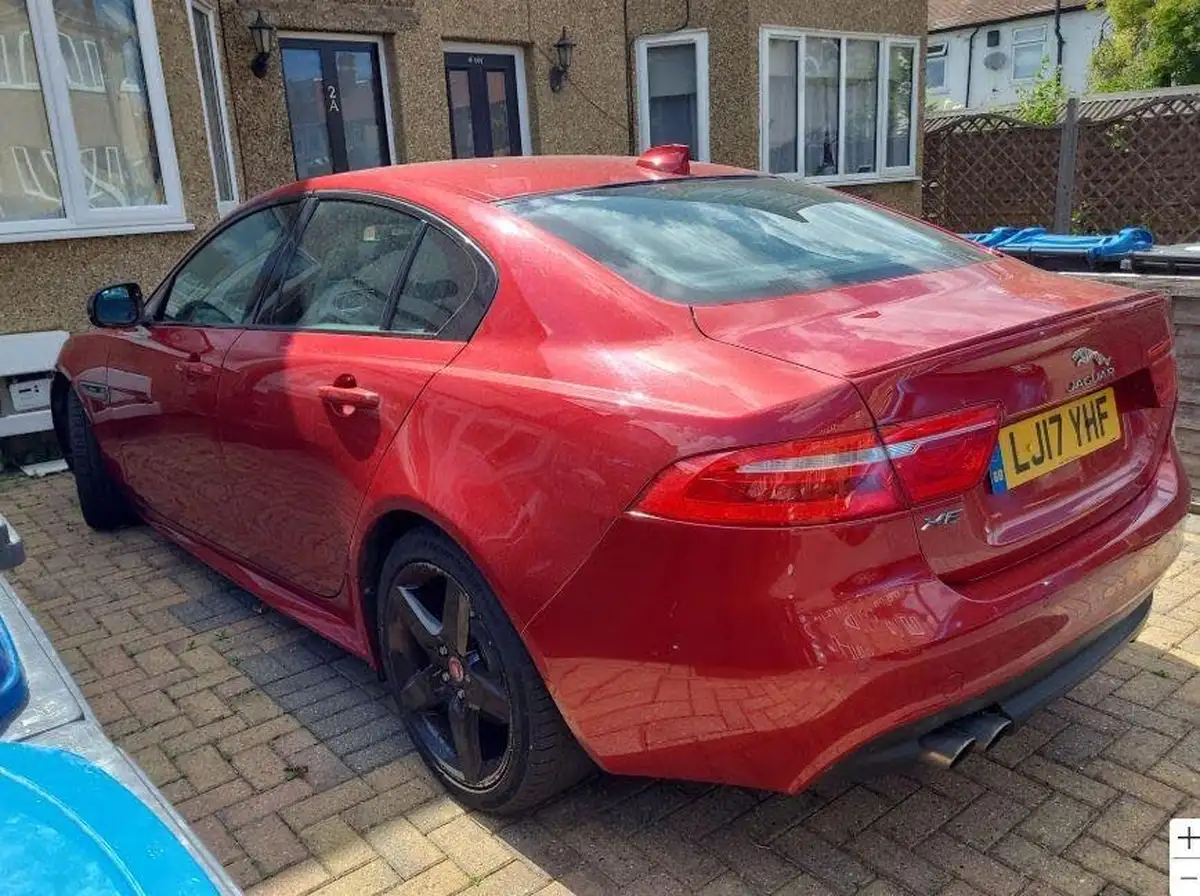 2017-jaguar-xe-20d-r-sport-180ps-1999cc-auto-big-3