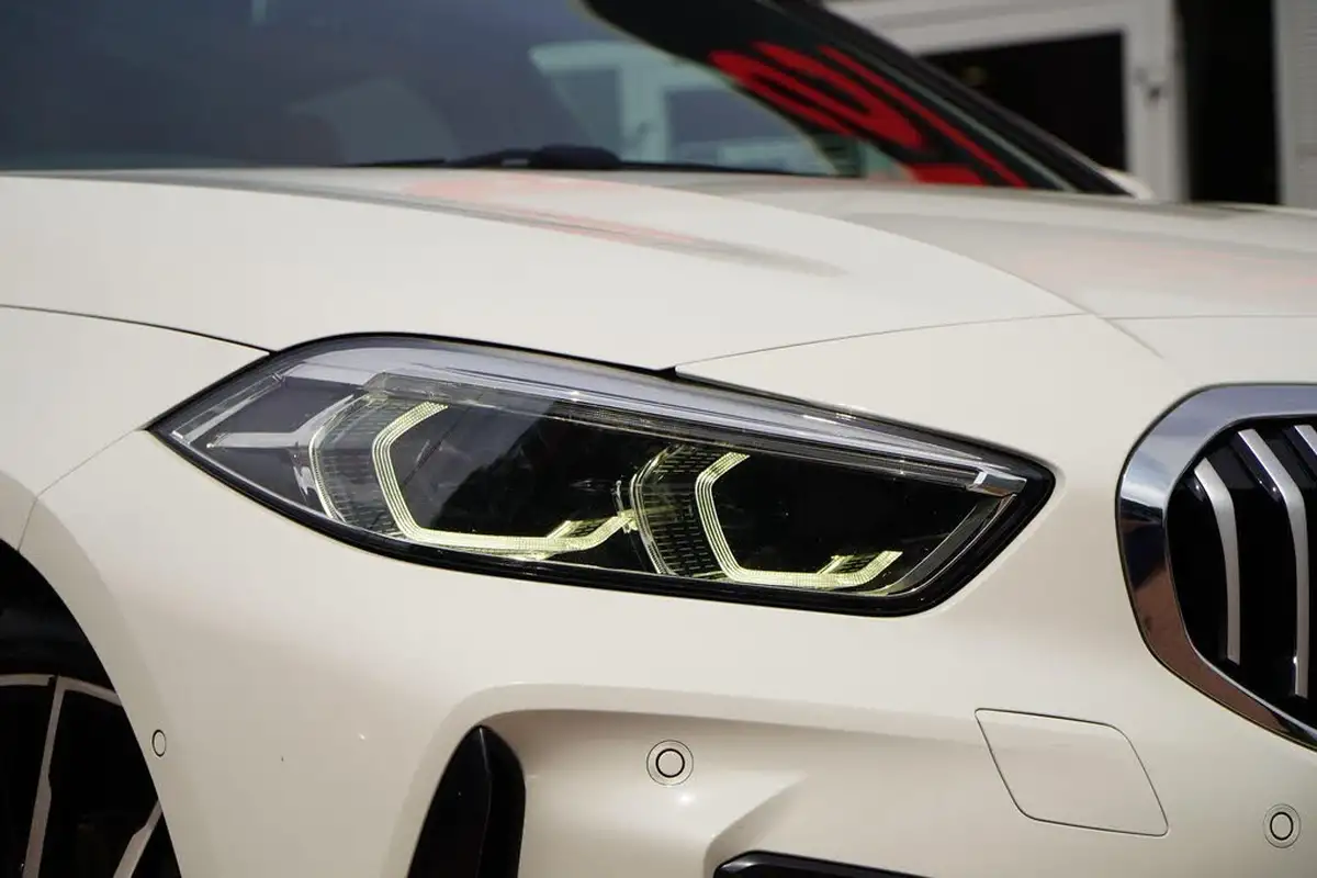 2021-bmw-1-series-15-118i-m-sport-big-29
