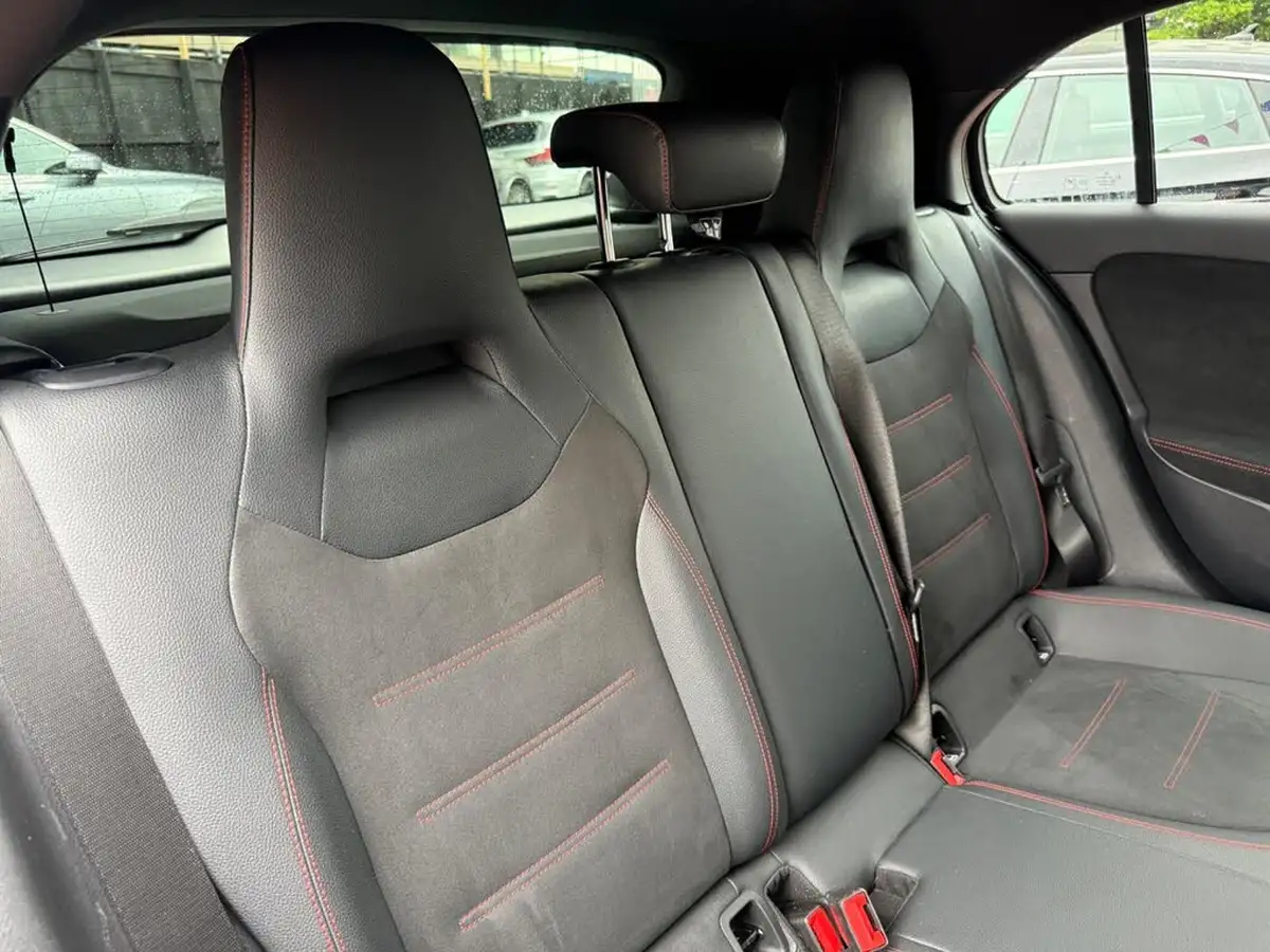 2021-mercedes-benz-a-class-13-a180-amg-line-executive-hatchback-5d-7g-dct-big-62