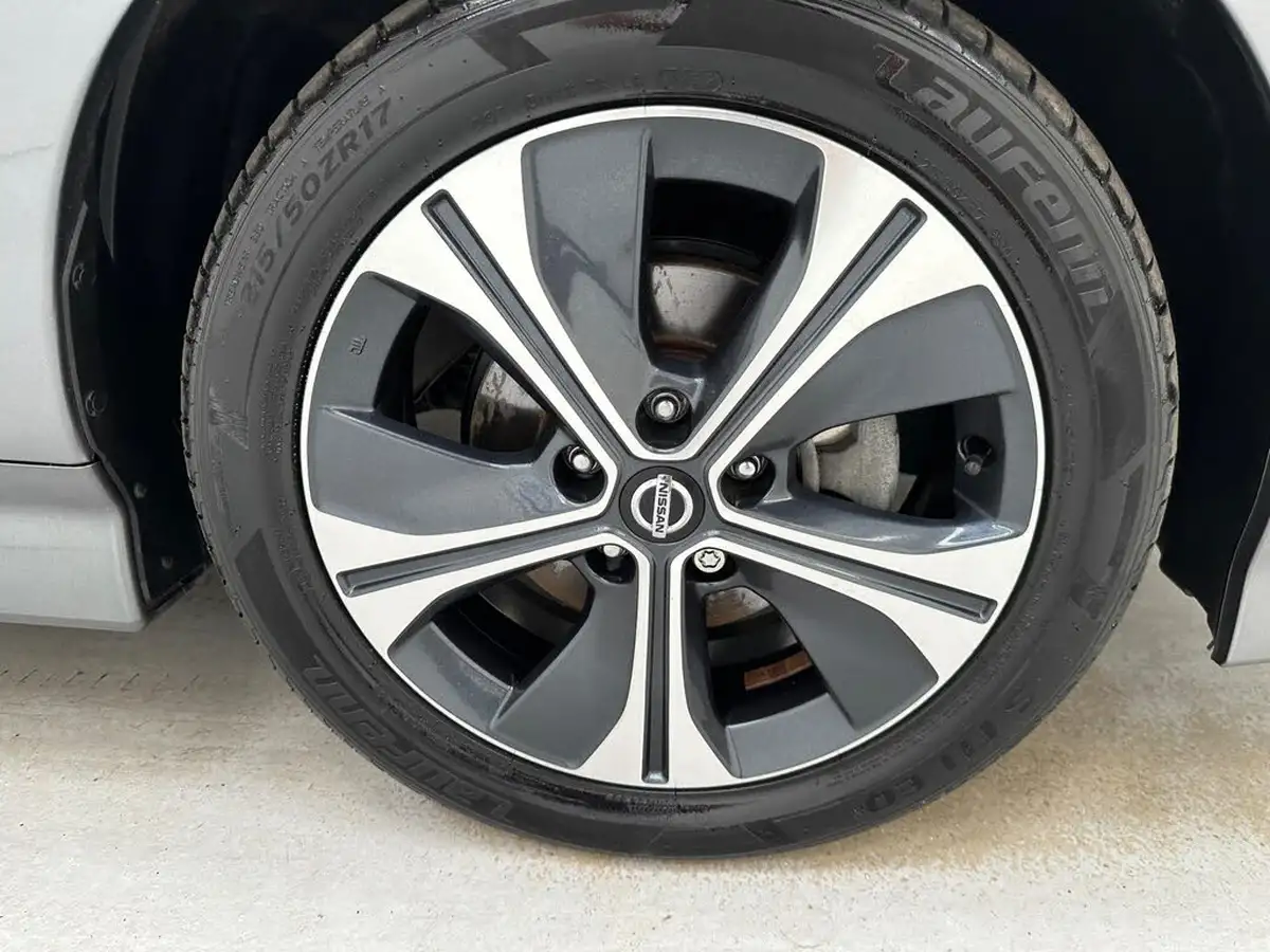 2020-nissan-leaf-e-n-connecta-big-34