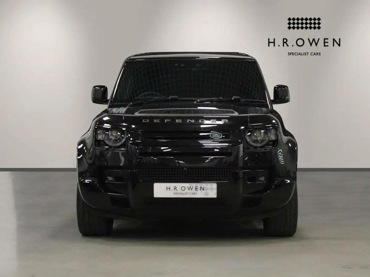 2021-land-rover-110-defender-50-p525-v8-big-7
