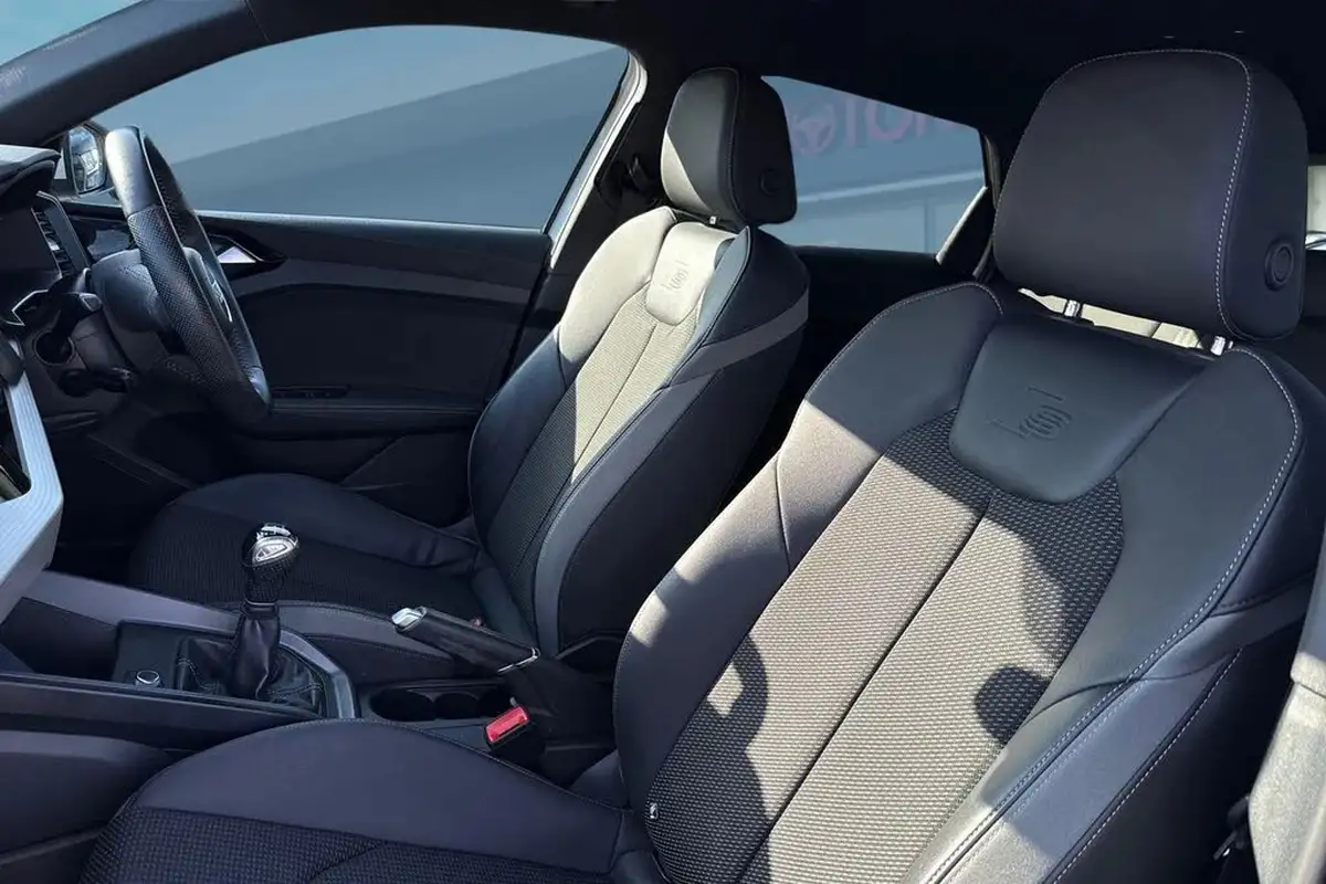 2019-audi-a1-10-30-tfsi-s-line-big-15