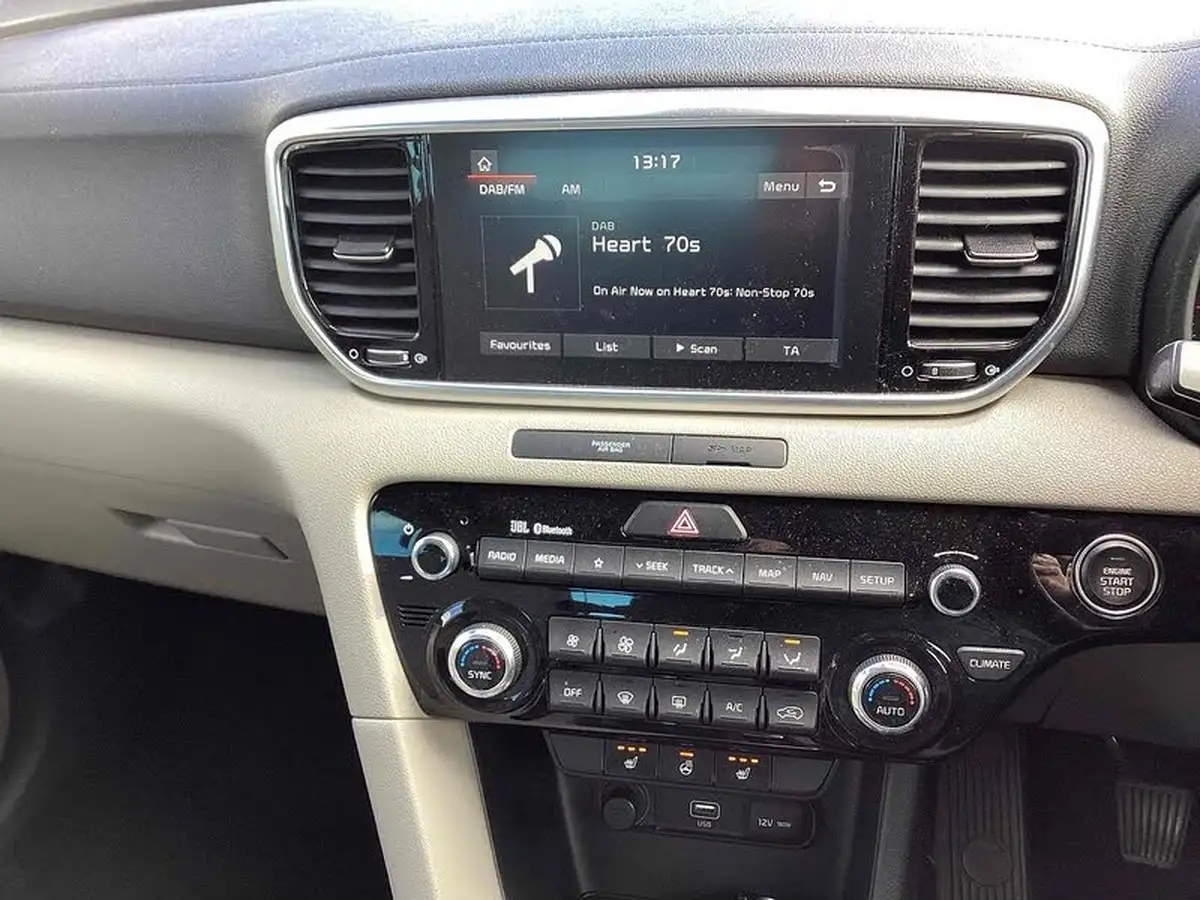 2019-kia-sportage-16-gdi-platinum-edition-big-15