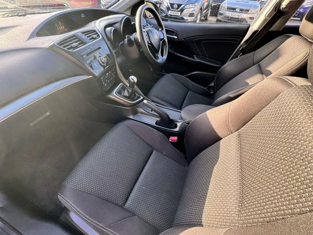 2015-honda-civic-14-s-1-cd-big-24