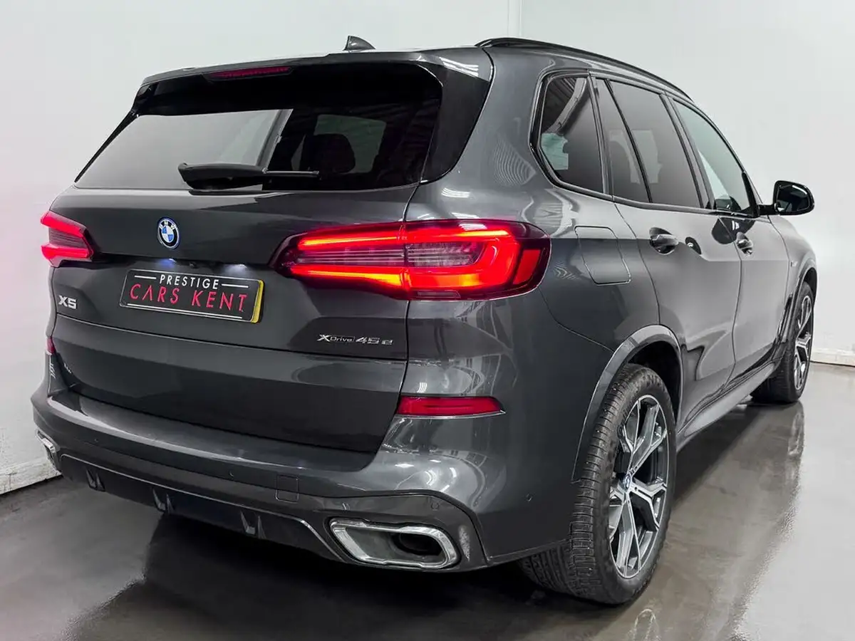 2022-bmw-x5-30-xdrive-45e-m-sport-394bhp-big-14