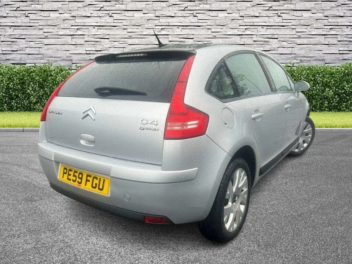 2009-citroen-c4-16-cachet-big-5