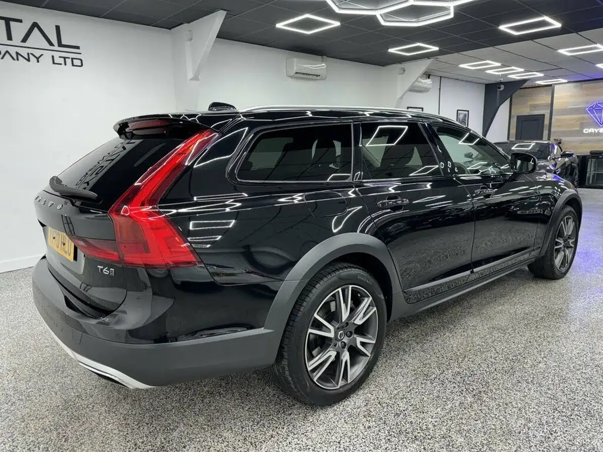 2020-volvo-v90-20-t6-cross-country-plus-big-2
