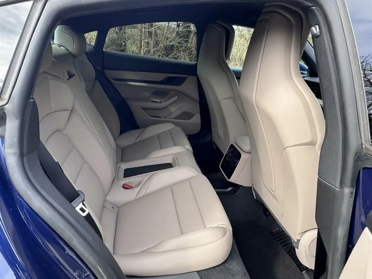 2021-porsche-taycan-e-4s-571ps-performance-battery-plus-big-15