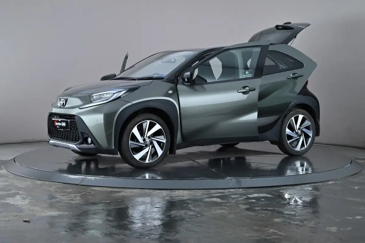 2023-toyota-aygo-x-10-vvt-i-exclusive-big-41