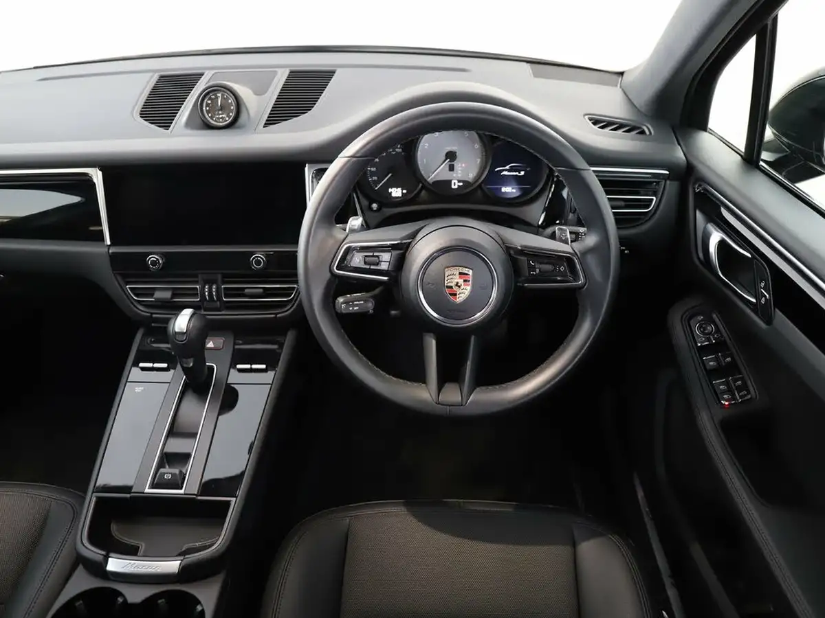 2023-porsche-macan-29-v6-s-big-10