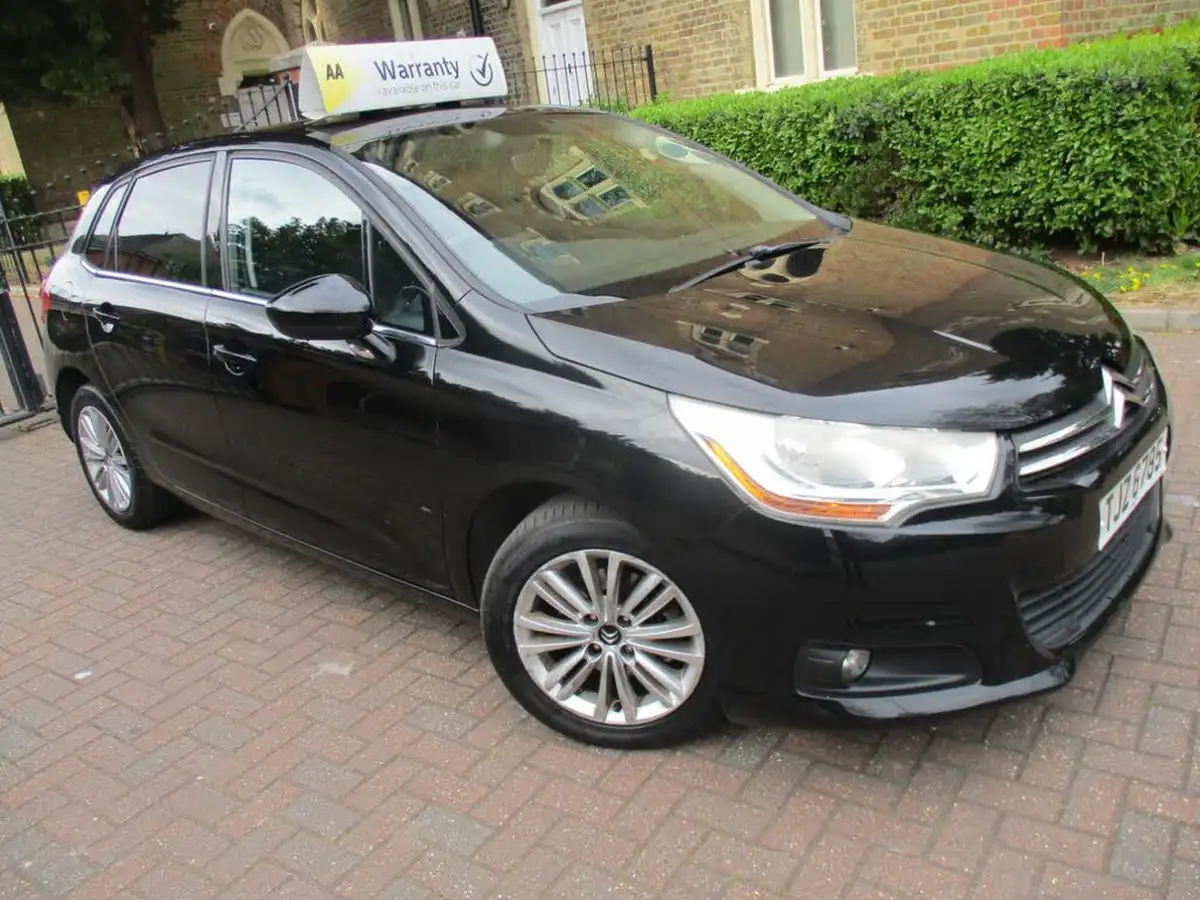 2012-citroen-c4-16-vtr-auto-big-2
