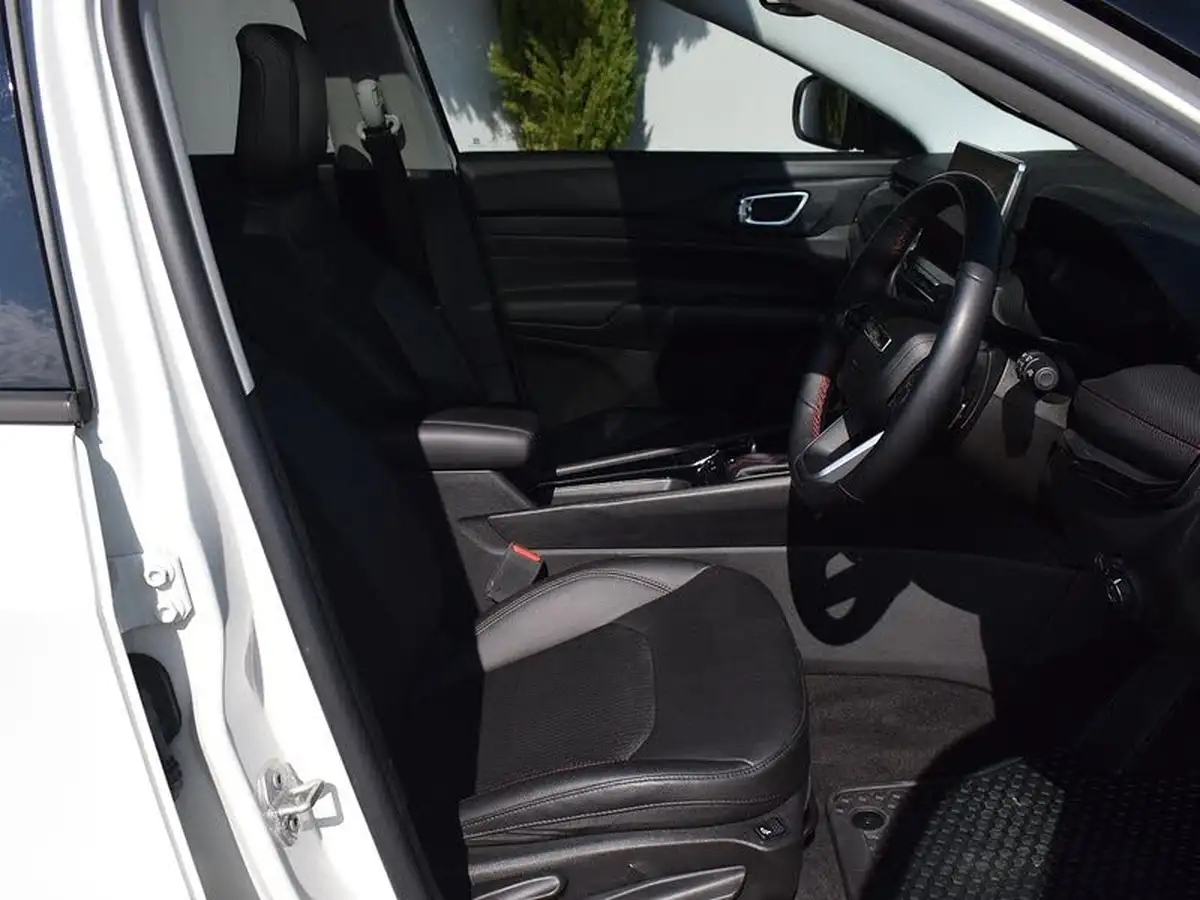 2023-jeep-compass-13-gse-trailhawk-big-15