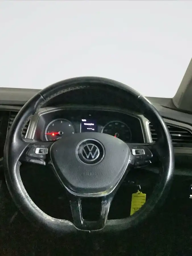 2021-volkswagen-t-roc-20tdi-design-150ps-evo-big-11