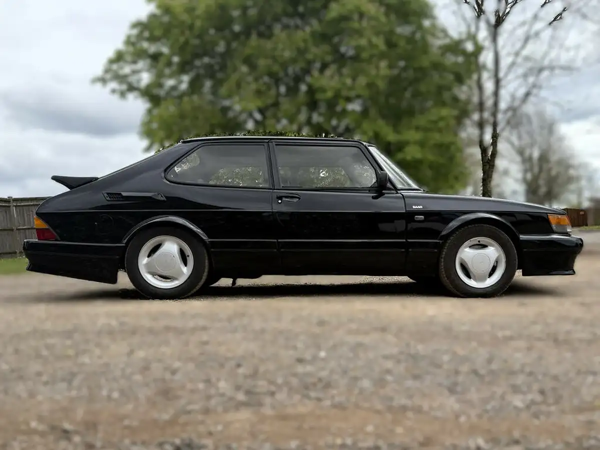 1991-saab-900-big-19