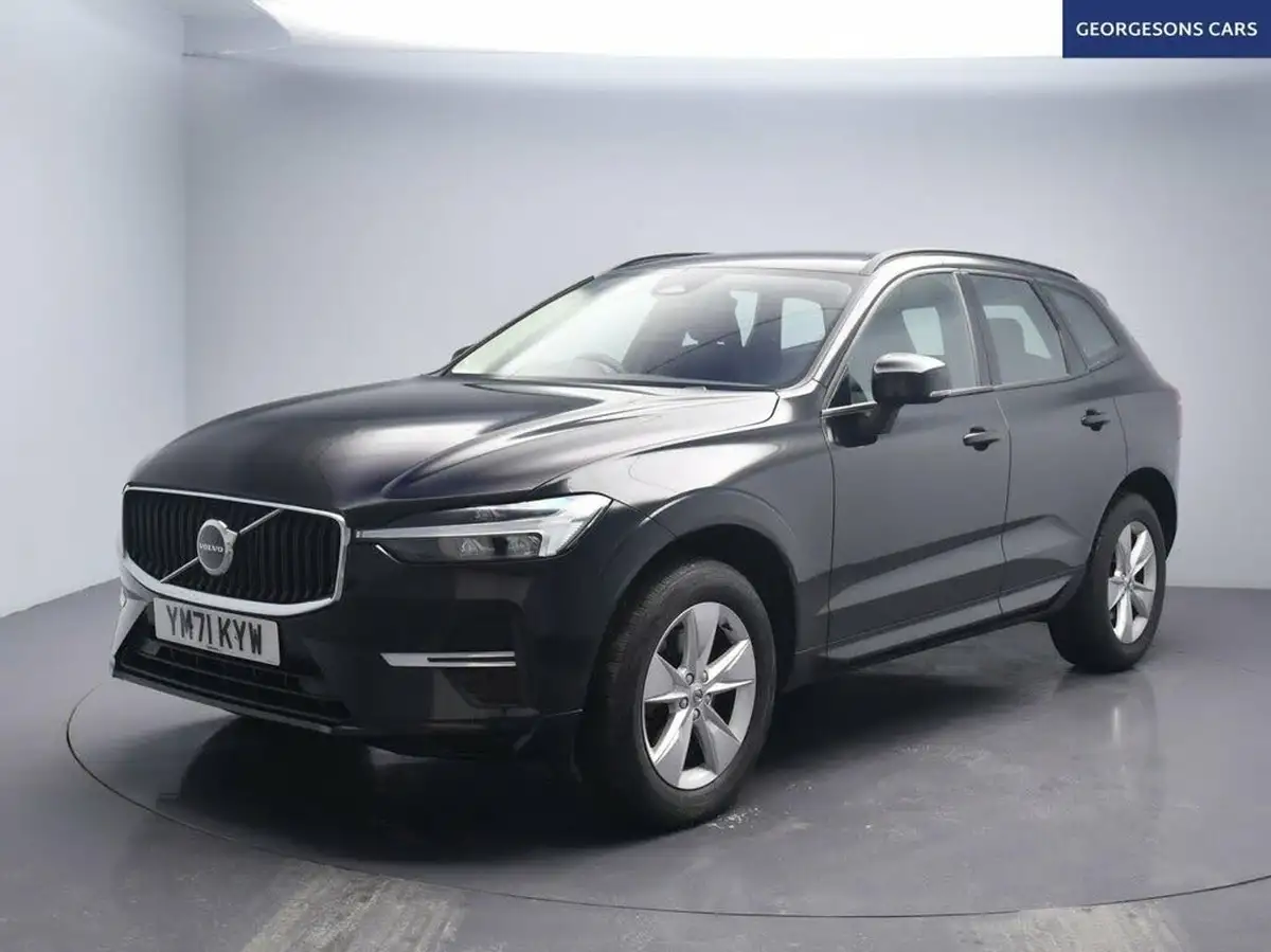 2021-volvo-xc60-20-b5-momentum-big-3