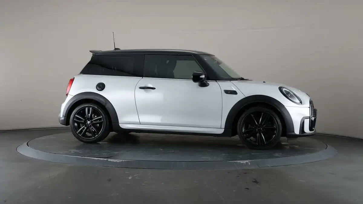 2021-mini-cooper-20-cooper-s-sport-hatchback-3d-big-50