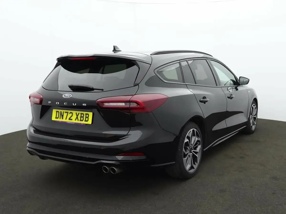 2022-ford-focus-15-st-line-vignale-estate-auto-big-4