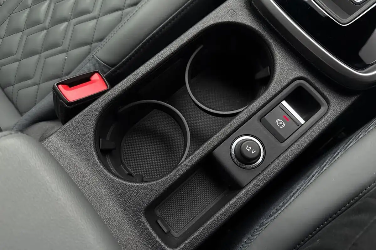 2023-audi-s3-20-tfsi-saloon-4d-big-55