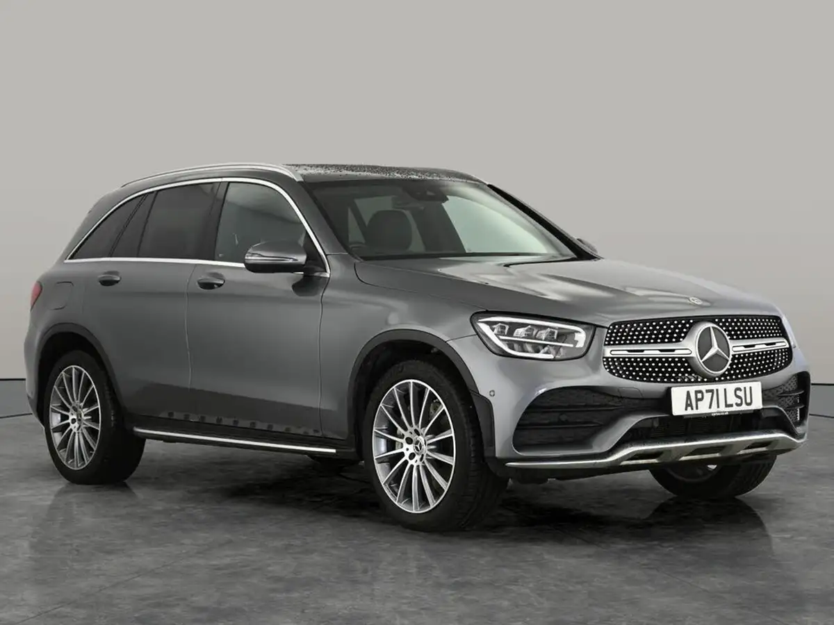 2022-mercedes-benz-glc-class-20-glc300-amg-line-premium-towing-station-wagon-5d-1991cc-big-2