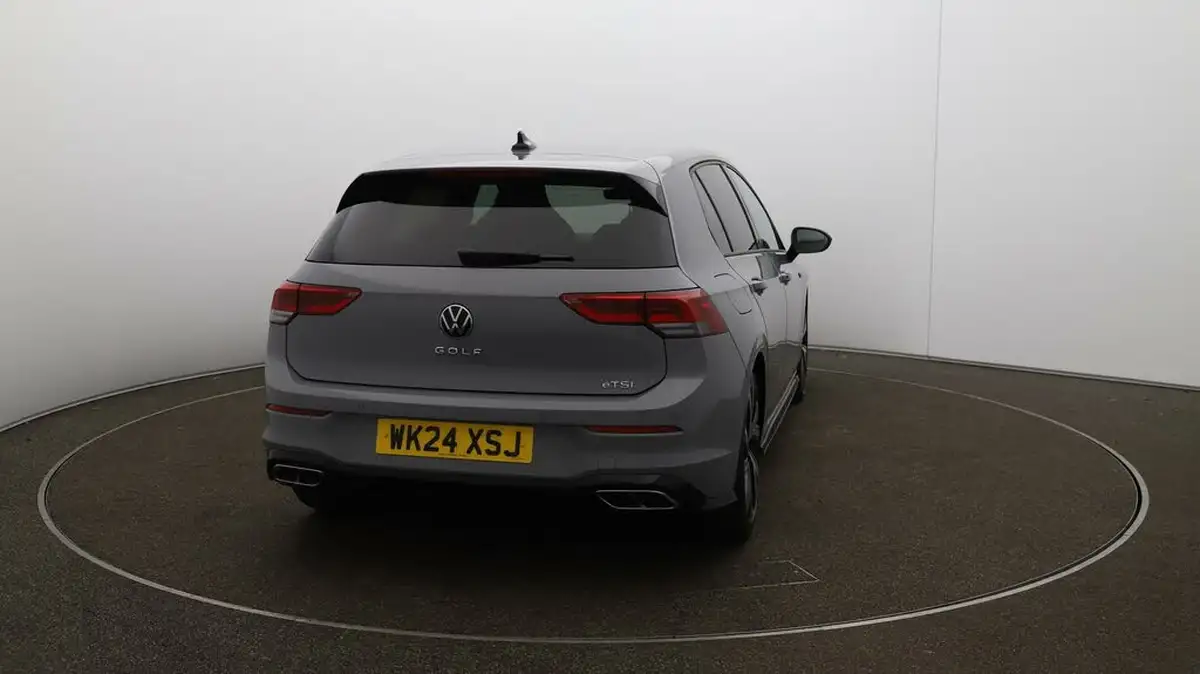 2024-volkswagen-golf-15-etsi-r-line-evo-hatchback-big-49