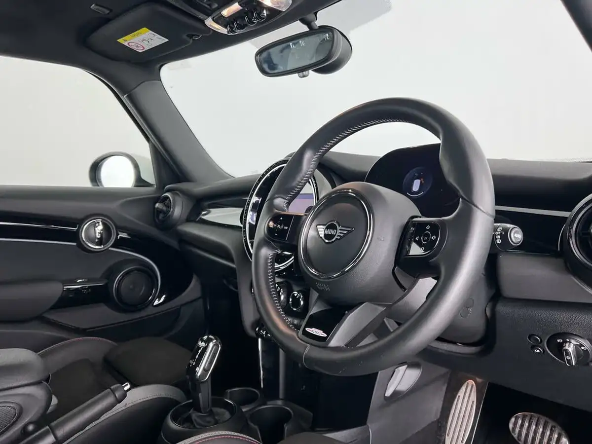 2021-mini-cooper-20-cooper-s-sport-hatchback-5d-auto-big-12