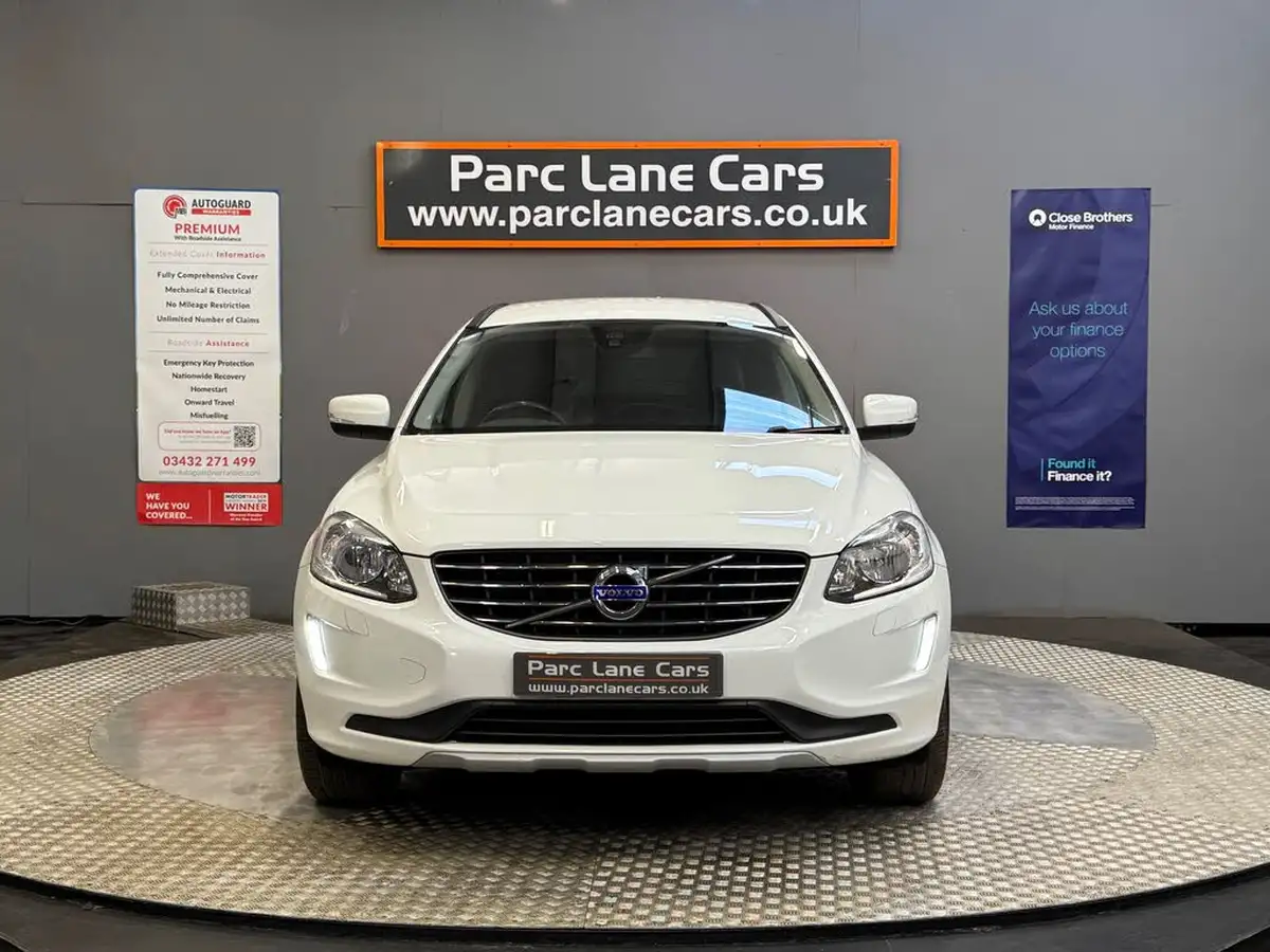 2016-volvo-xc60-20td-d4-se-nav-geartronic-big-8