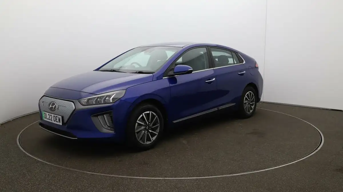 2022-hyundai-ioniq-e-premium-electric-big-62